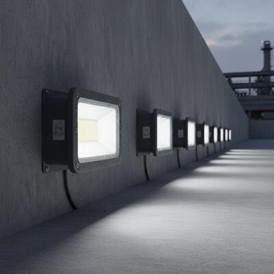 Lampes d'éclairage LED certifiées IP65 offrant une tension d'entrée AC85-265V et un angle de faisceau de 120 degrés conçues pour des performances durables