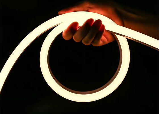 1220 bande lumineuse à LED flexible IP67 résistante à l'eau pour l'éclairage extérieur en silicone flexible